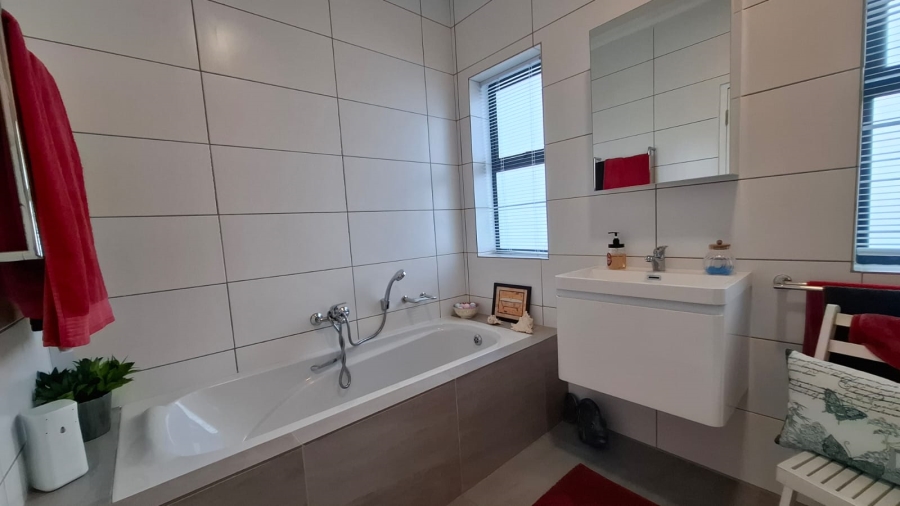 3 Bedroom Property for Sale in Witsand Western Cape